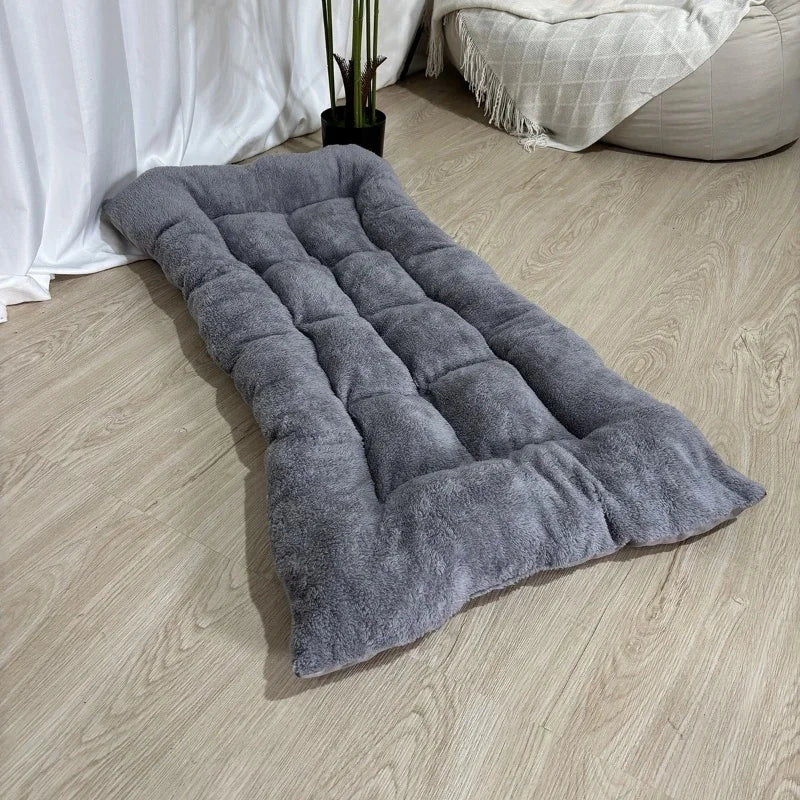 Extra Large Plush Dog Bed Sofa Thickened Super Soft Polyester Pet Mat Dog Crate Mat Bed for Small Medium Large Dog Bed